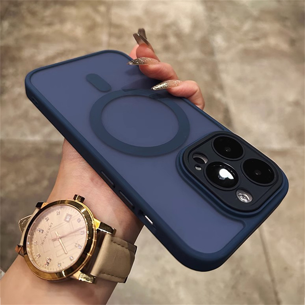 iPhone 11 12 13 14 15 16 Pro M - огляд і ціна Luxury Lifestyle Photography